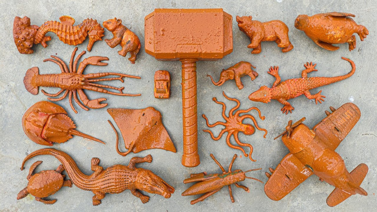 Cow Elephant Lion Gorilla Tiger T Rex Guess The Right Door ESCAPE ROOM CHALLENGE Game. #1