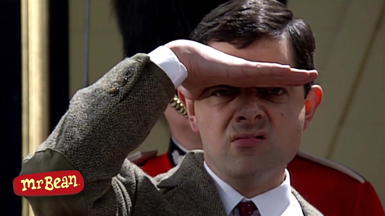 Mr Bean Takes A Photo With A Queen&rsquo;s Guard 💂&zwj;♂️ | Mr Bean Live Action | Funny Clips | Mr Bean