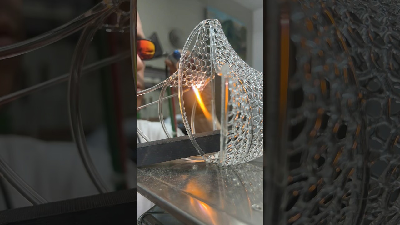 Making a sculpture using networked borosilicate glass
