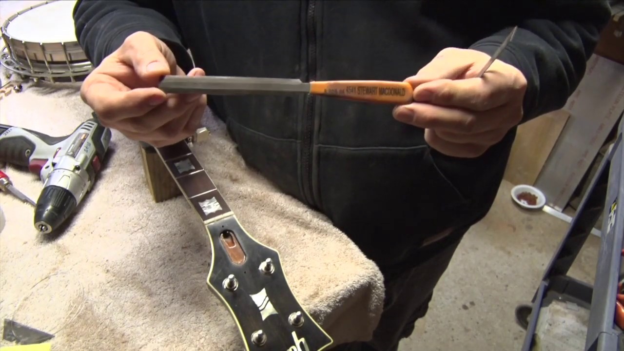 Understanding Banjo String Grooves