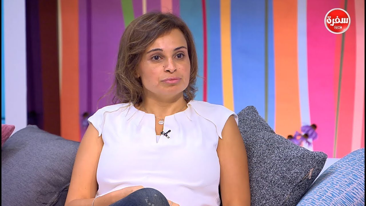اكتشفي أنواع استغلال الرجل لعاطفة المرأة من سارة موسى | هي وبس