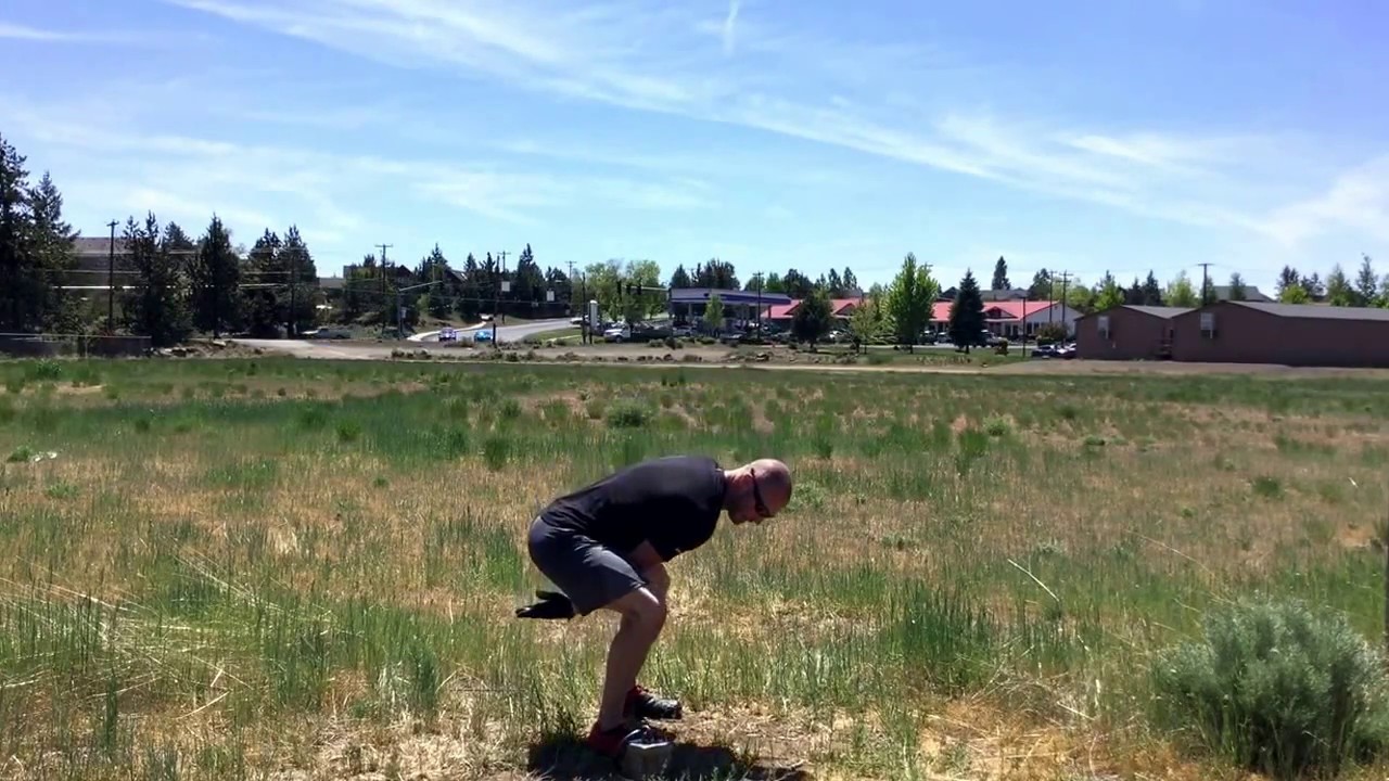 Highland Games: Weight Over Bar 