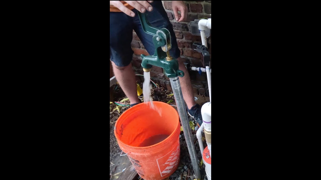 I dug a 40 foot well in my backyard #offgrid #diy
