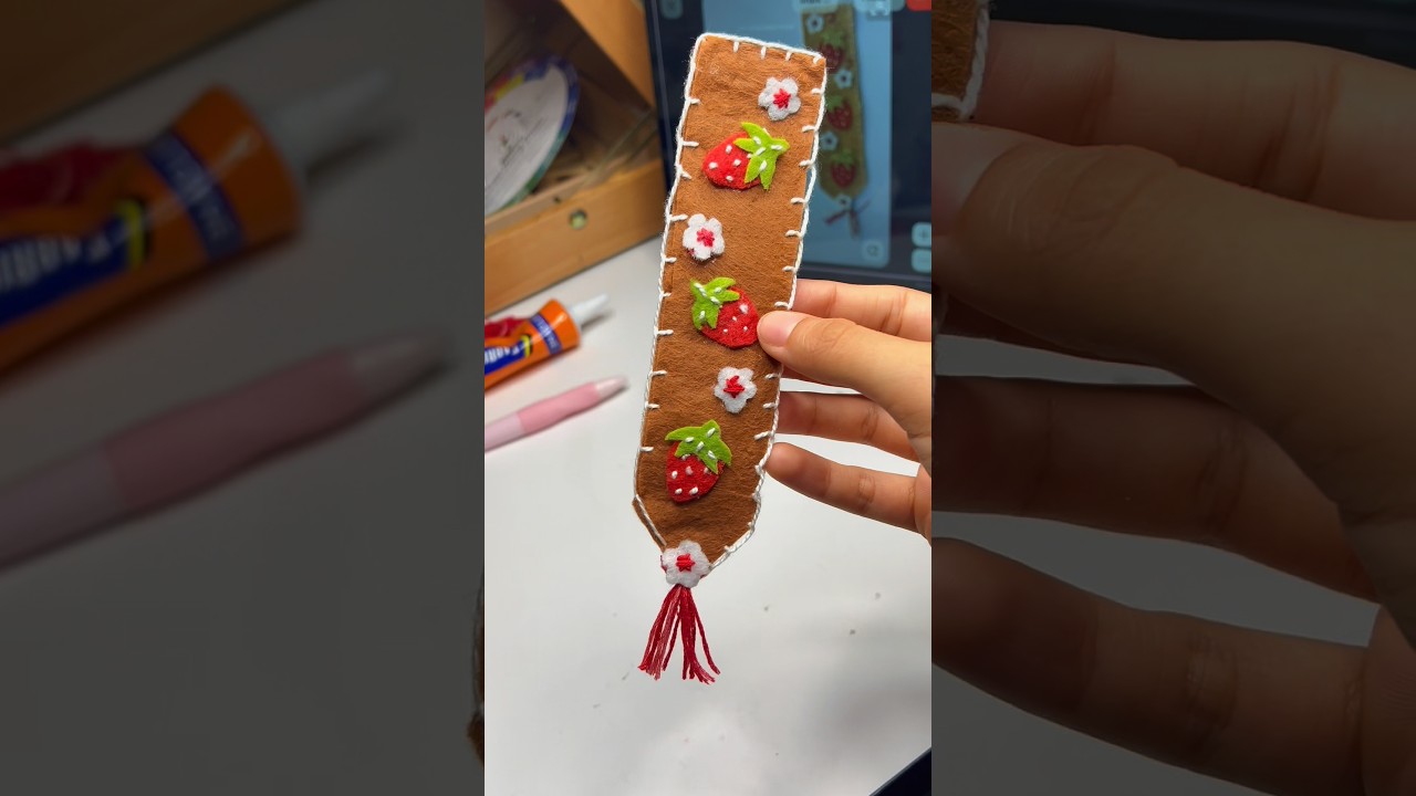 Tut for this felt bookmark #feltcrafts #crafts #diy #diycrafts #bookmark #crafttutorial #arttutorial