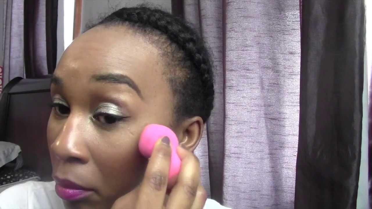 COVERGIRL Bombshell Look
