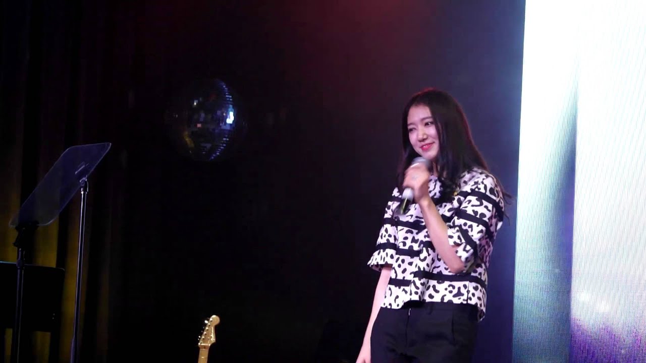 Park Shin Hye - The Day We Fall in Love @ DramaFever 2013 Awards NYC