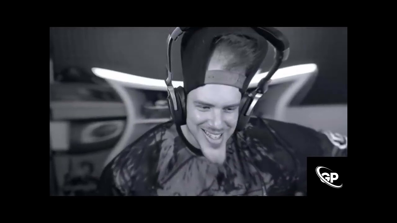 YTP-mikeshowsha reagisce ai c***i di rigore