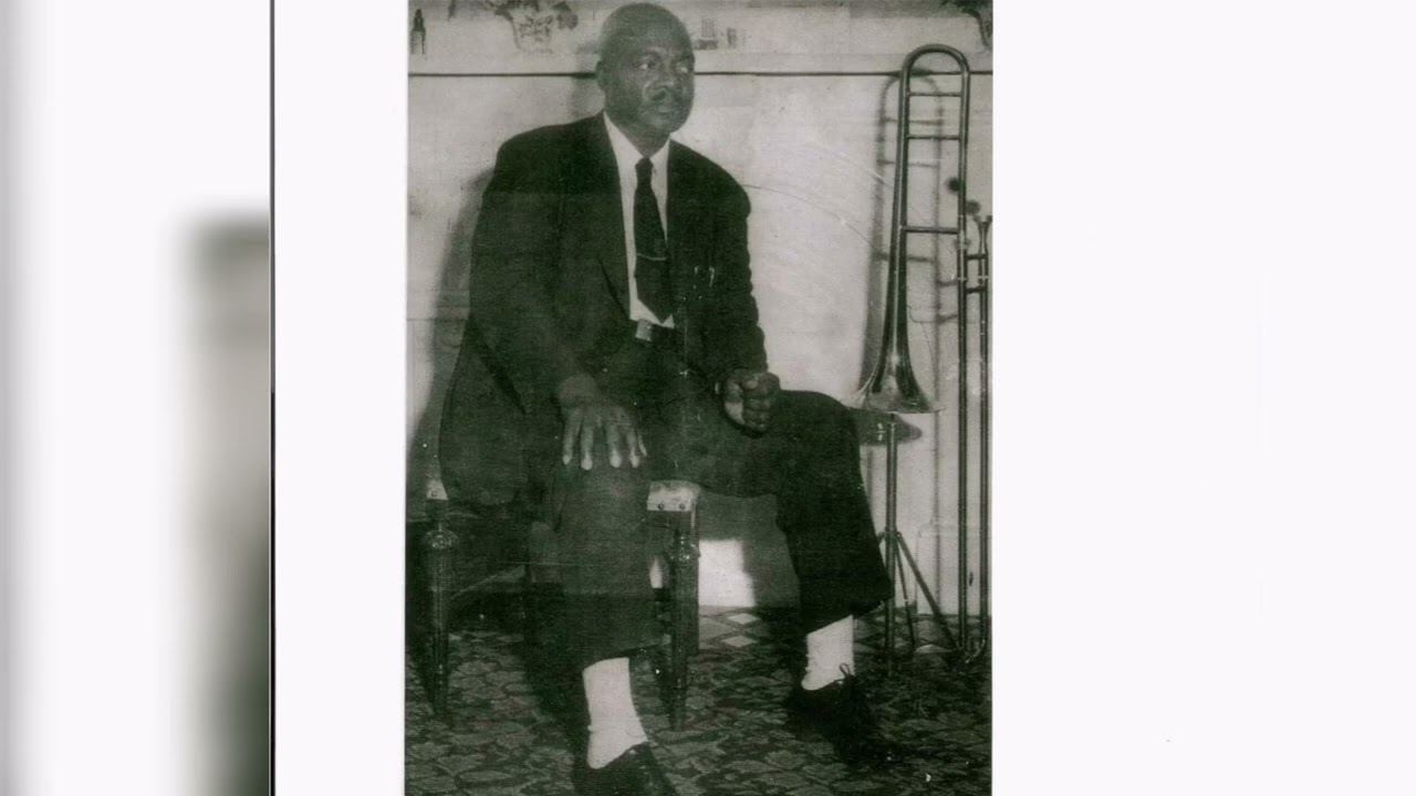Bishop SC Johnson || Walk with thee