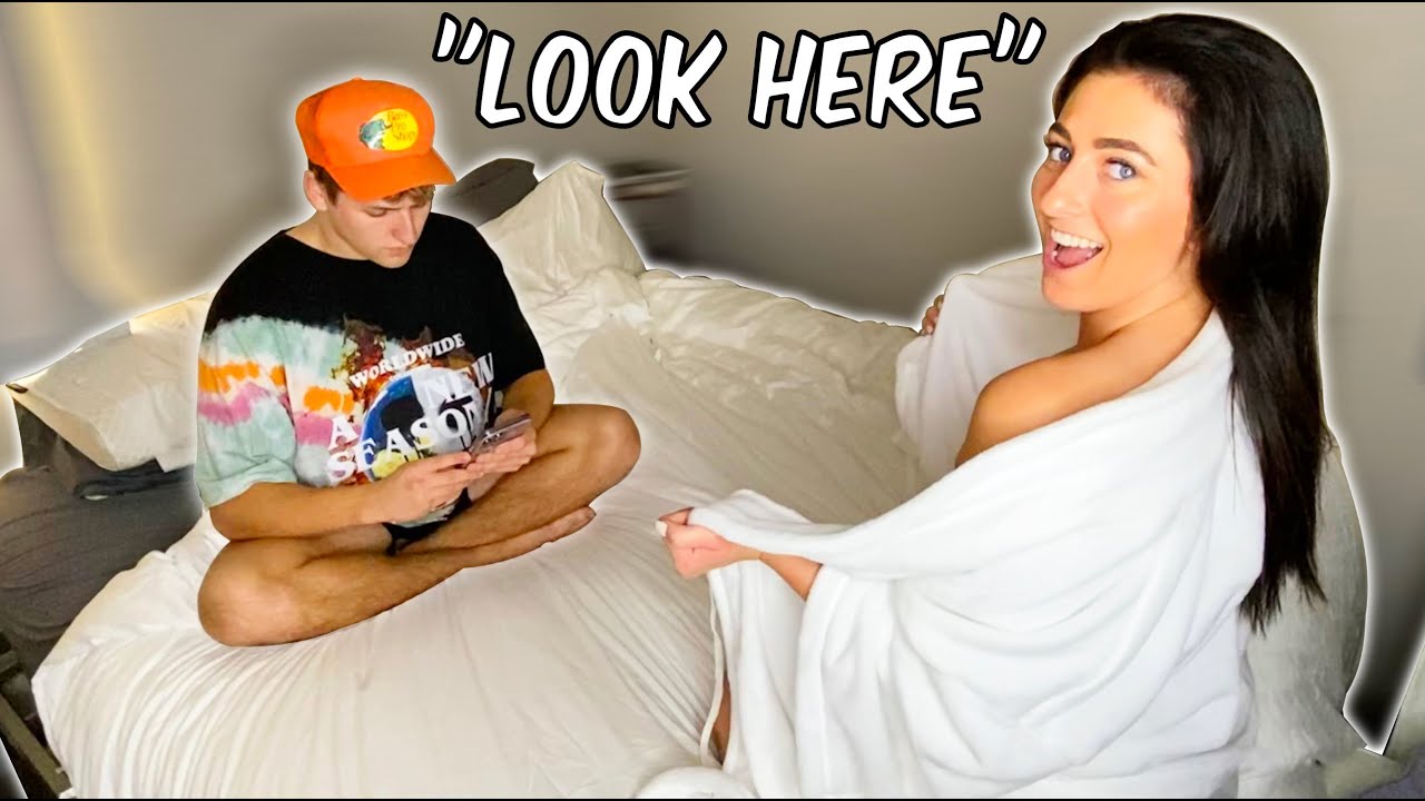 Trying Not To Get DISTRACTED by Girlfriend!