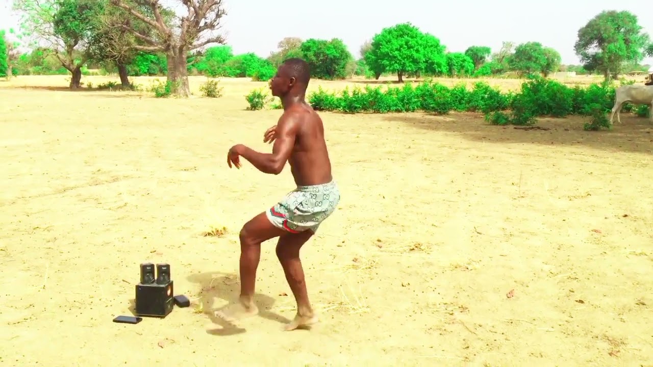 This Guy Is Joking With Dancing #dance #mybolgaonline