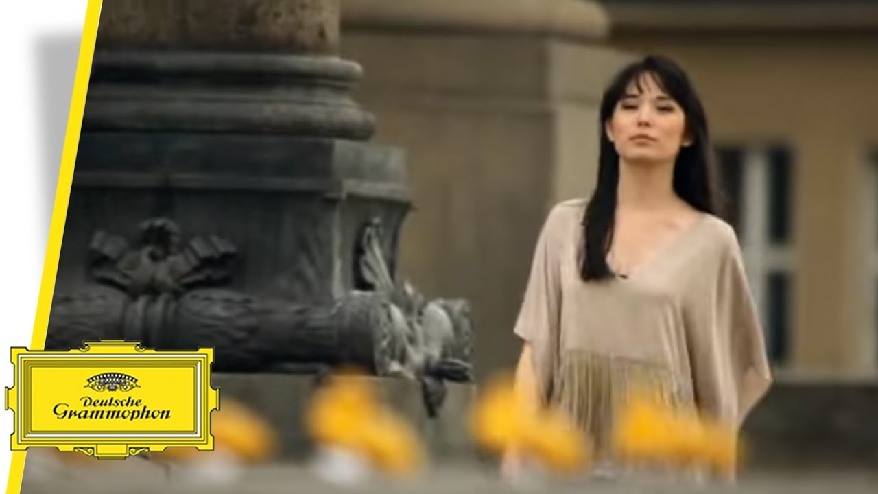 Alice Sara Ott - Mussorgsky - Pictures at an Exhibition (Trailer)