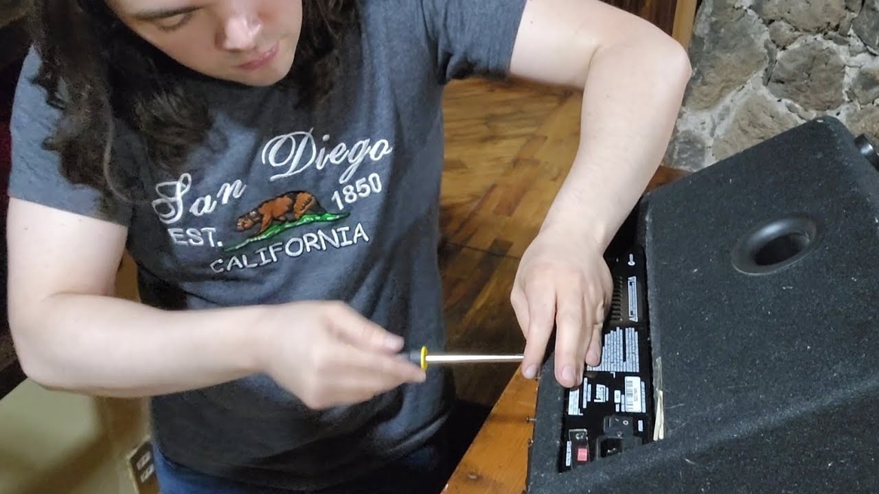 Reparación de Amplificador de Bajo Laney BR2 Richter Bass Combo - ¡Quedó Como Nuevo!