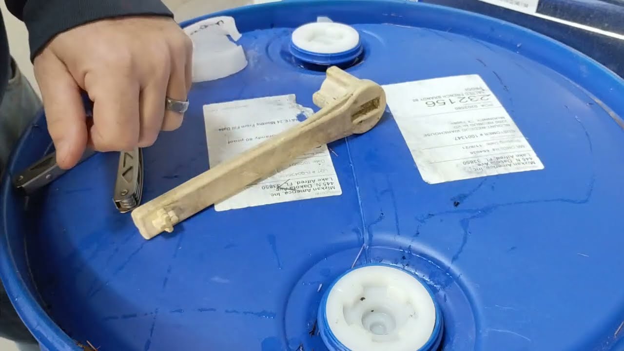 55 gallons barrel bung removal and install tool and diy hack. rain barrel. Bung Wrench