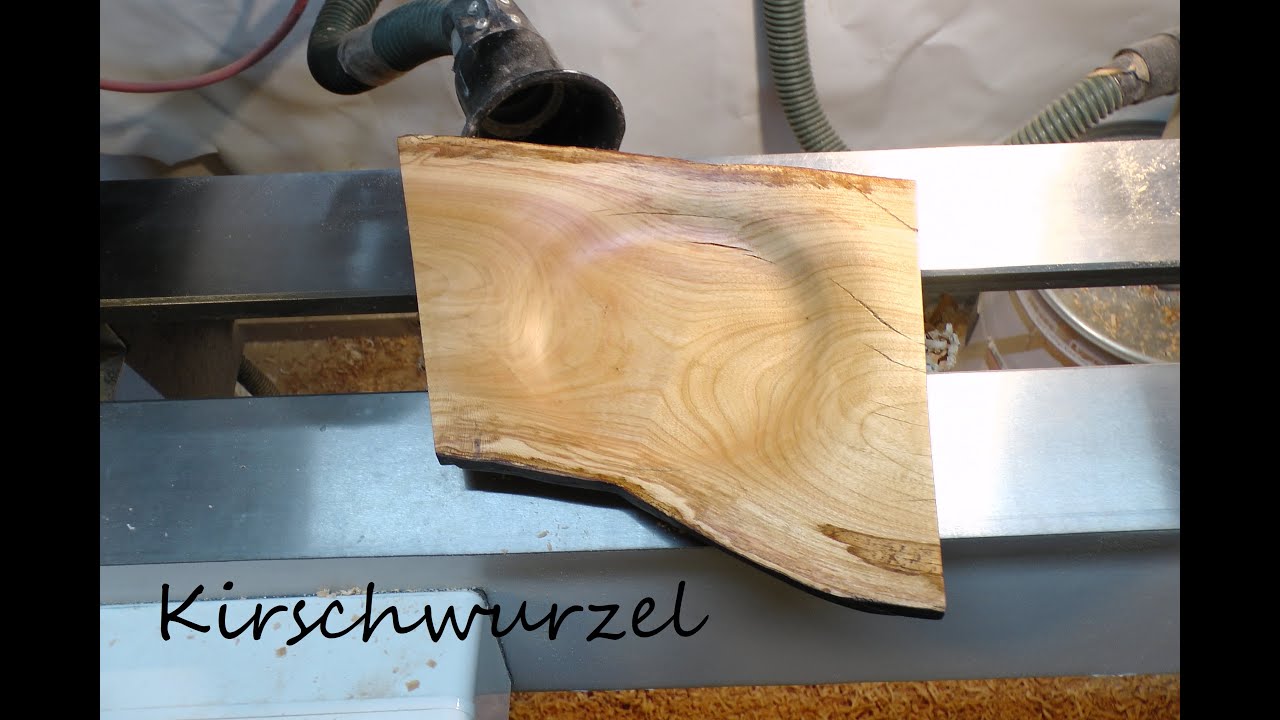 Schale mit Naturrand drechseln - Kirschwurzel