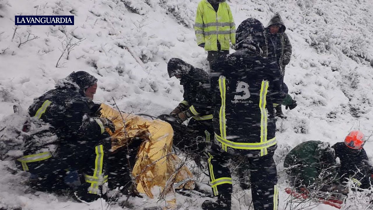 El heroico rescate a un ganadero que se sintió indispuesto en el temporal de nieve en Asturias