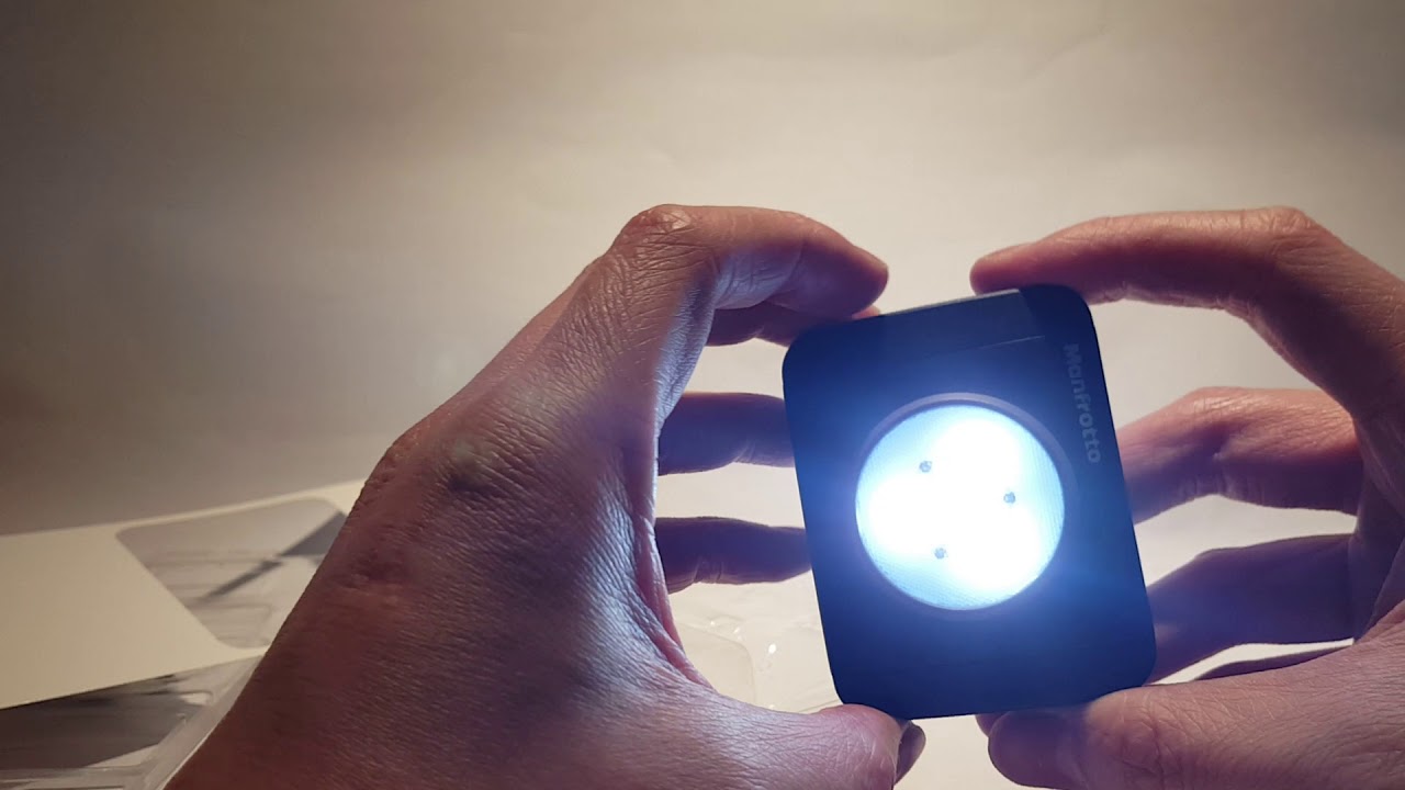 Manfrotto Lumimuse 3 LED light unboxing