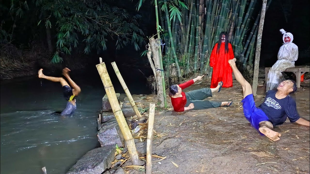 Instan Karma !!! Prank Hantu Penjaga Sungai || Super Lucu || Prank Terbaru 2025