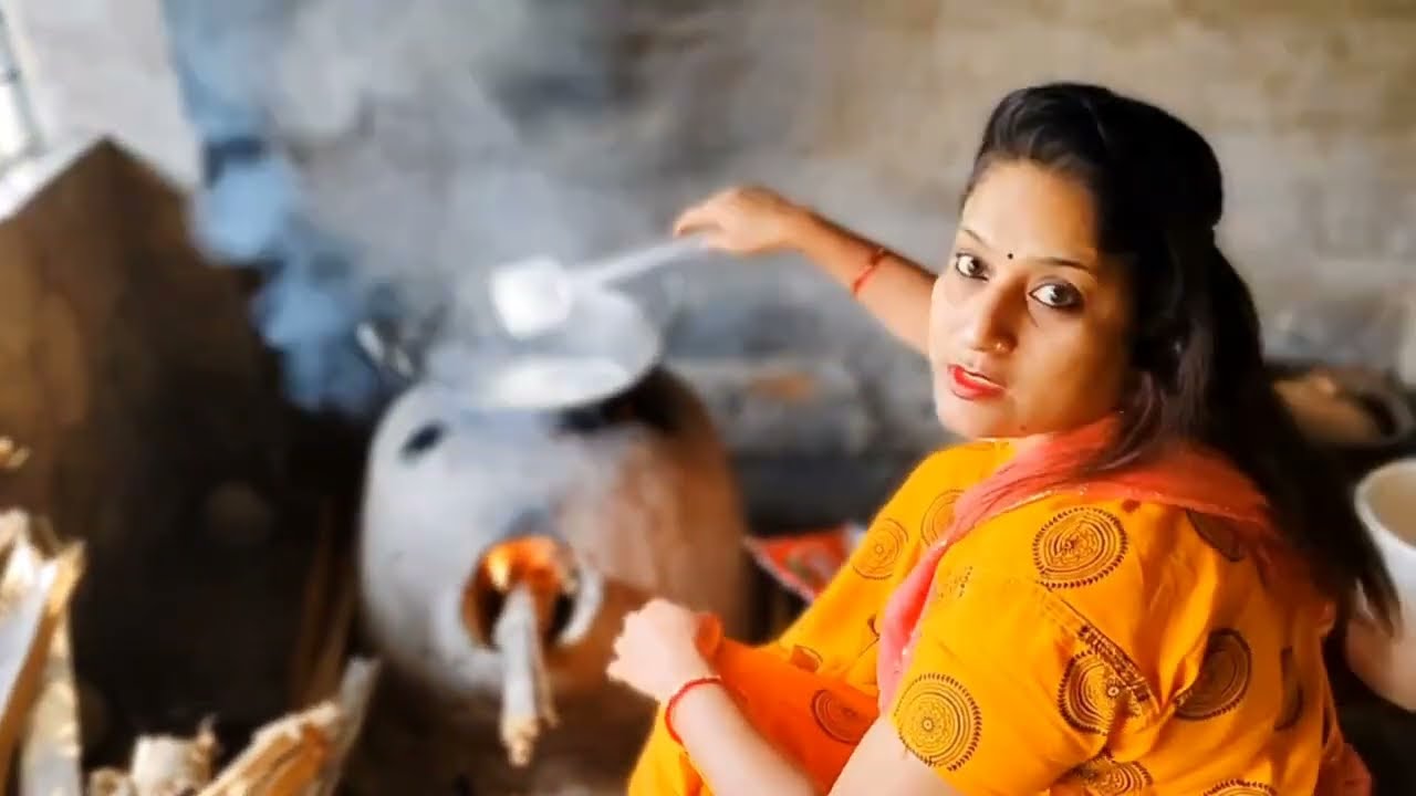 ৫ মিনিটে নরম সুগন্ধি সুজির হালুয়া 😍 ভুল করলে হবে না!