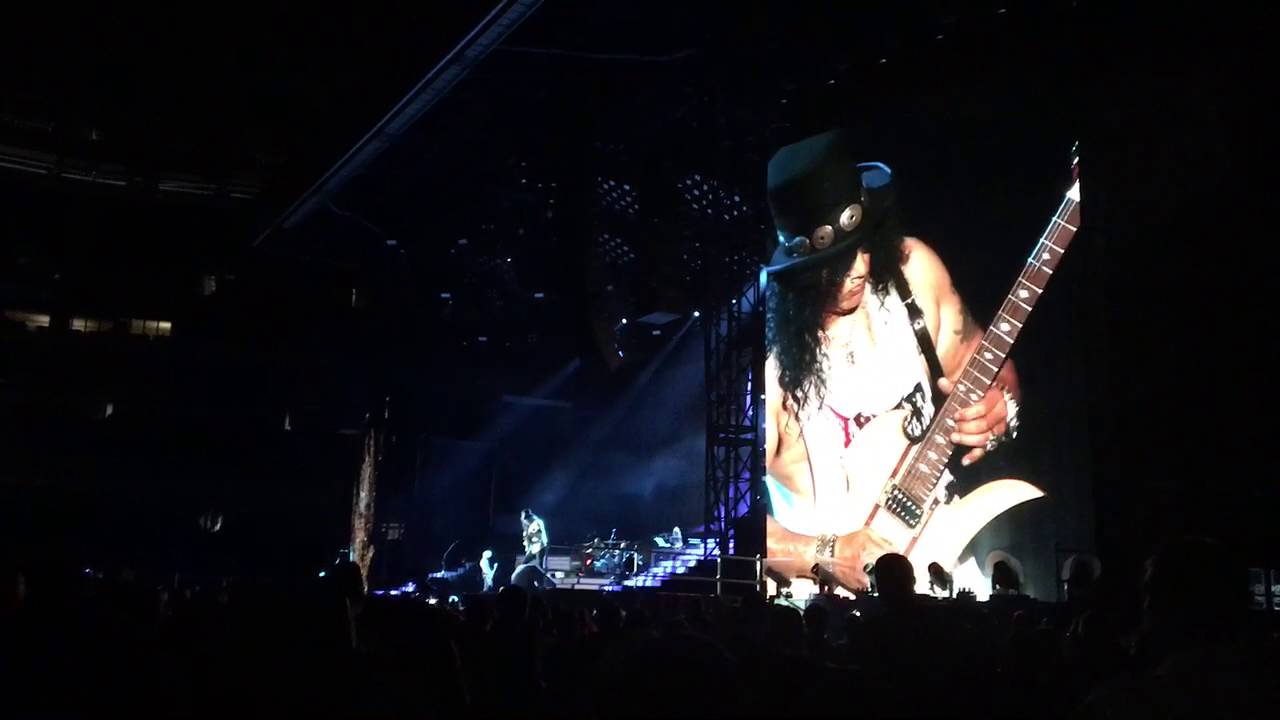 Guns N' Roses - Sorry (1st time with Slash) live in Philadelphia, PA July 14, 2016