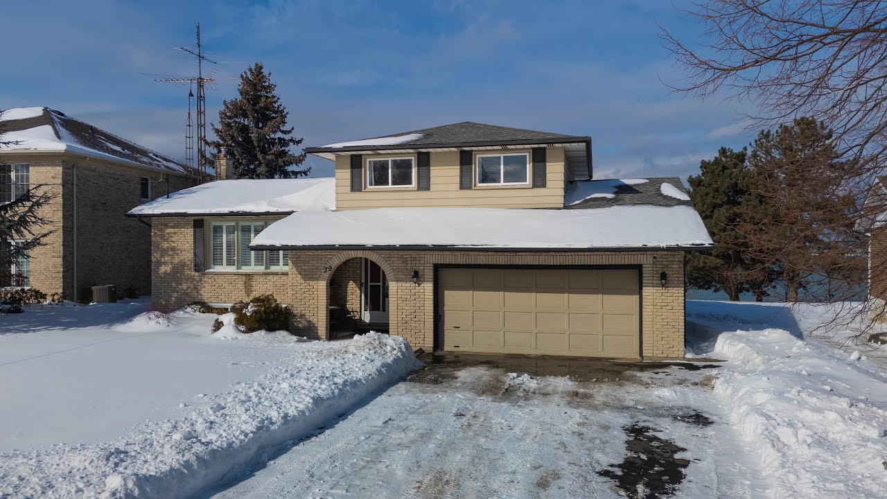 29 Beachview Dr., St. Catharines | Mia Kennedy