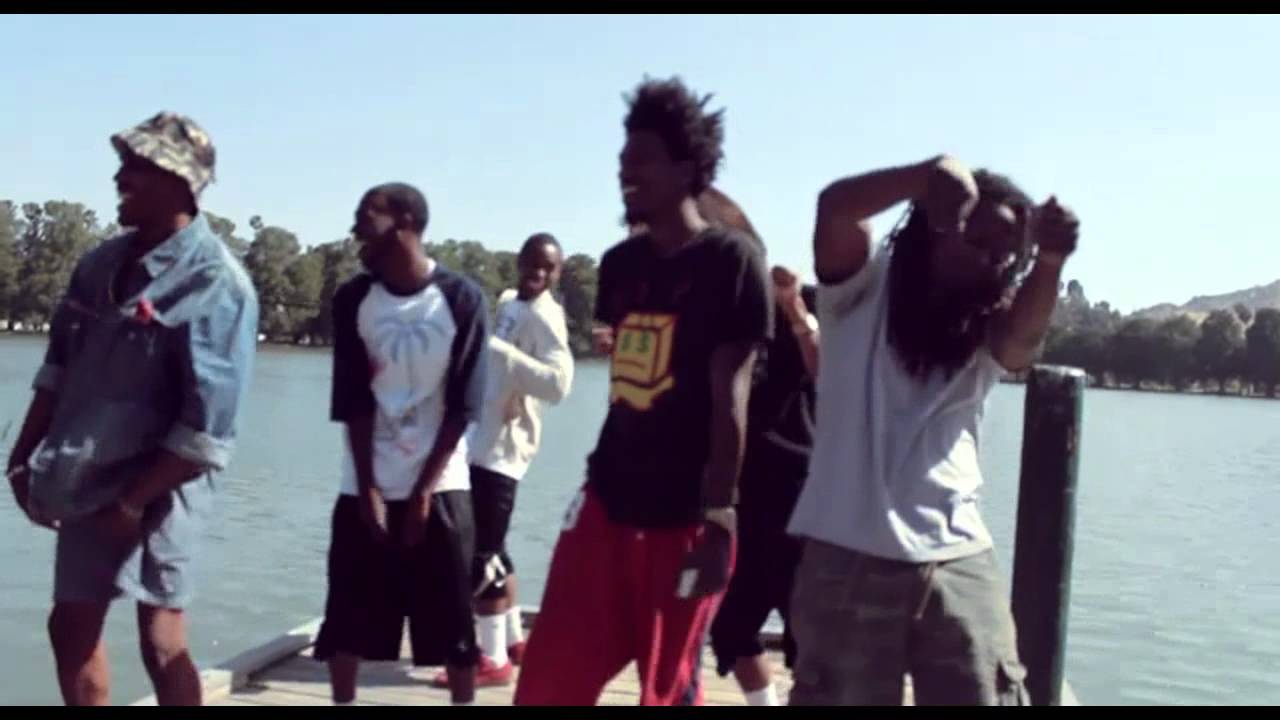 Radio Base & Mula pop of the_ Mike Mobb  Bill Dance/Hats On [Music Video]