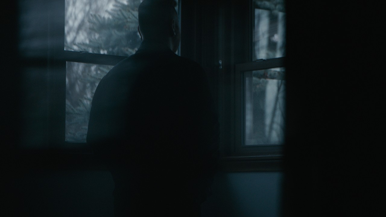 One Day - Ghosts That We Knew (Official Music Video)