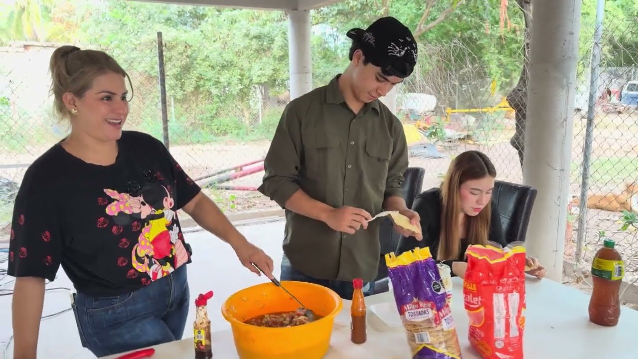 Domingo familiar con un ceviche de camarón 