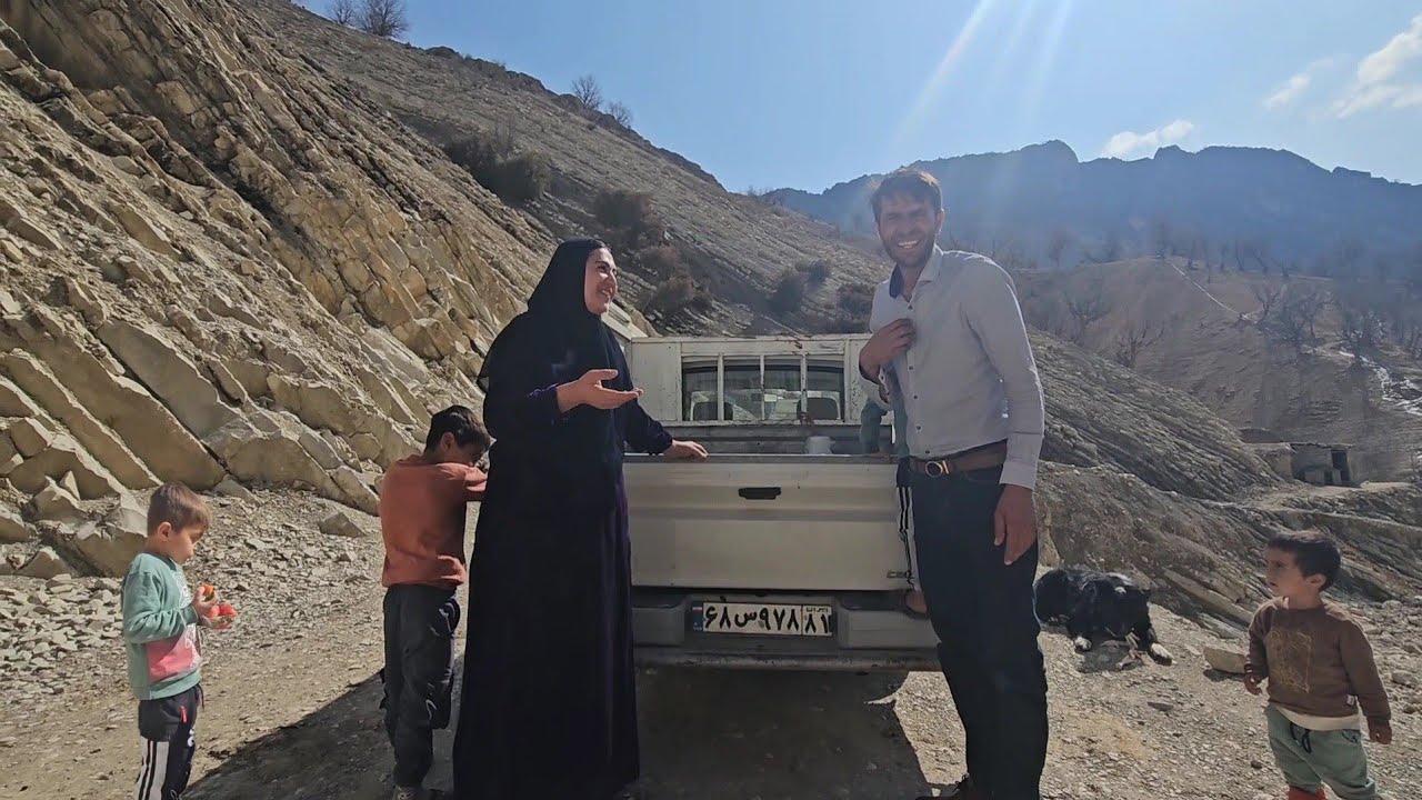 Emotional Reunion of Babak and Narges After a Long Time in the Village @par8484