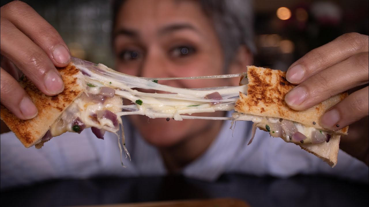 Spicy chilli cheese toast | Cheese Sandwich | Food with Chetna