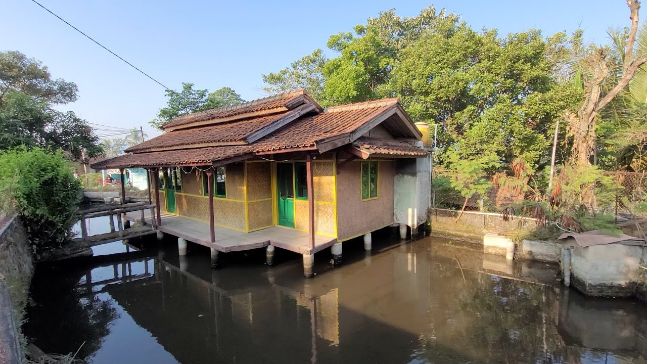 Perkampungan Unik Di Sumedang Semua Rumah Ada Kolamnya, Suasana Pedesaan Sunda Jawabarat