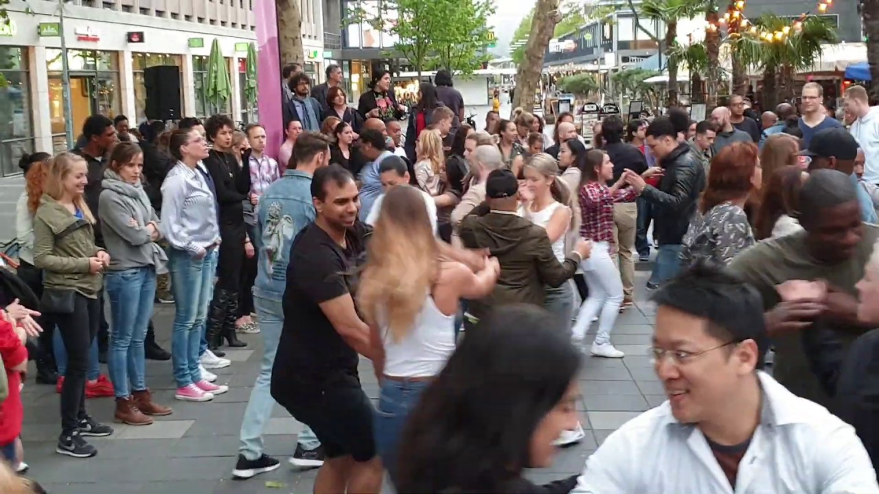 Strikly Summer - Dansen op het stadhuisplein - Seizoensopening