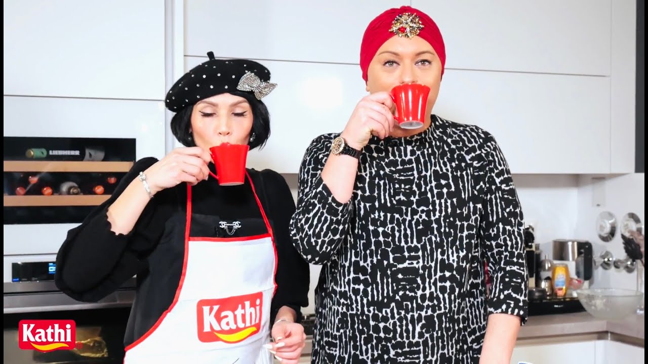 Julian F.M. Stoeckel backt mit KATHI – Gast: Hut-und Modedesignerin Pauline Stolze