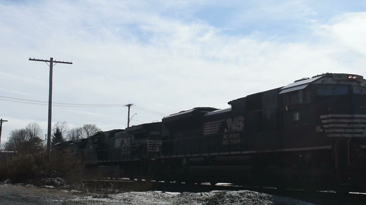 Chasing BERX EDMO with the NS 1111 in the lead!