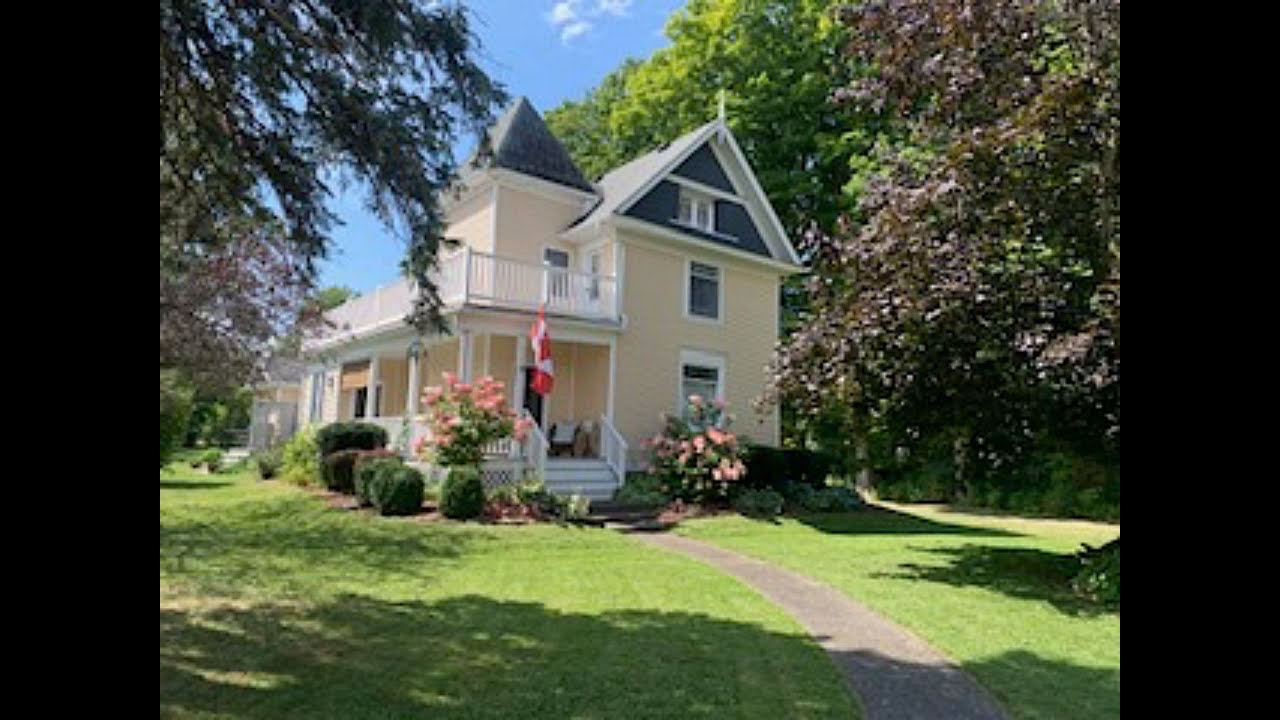 Welcome to 8 Queen St. Huron-Kinloss!