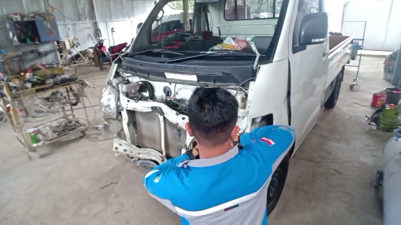 DAIHATSU GRANMAX BODY REPAIR (Tabrakan Bagian Depan)
