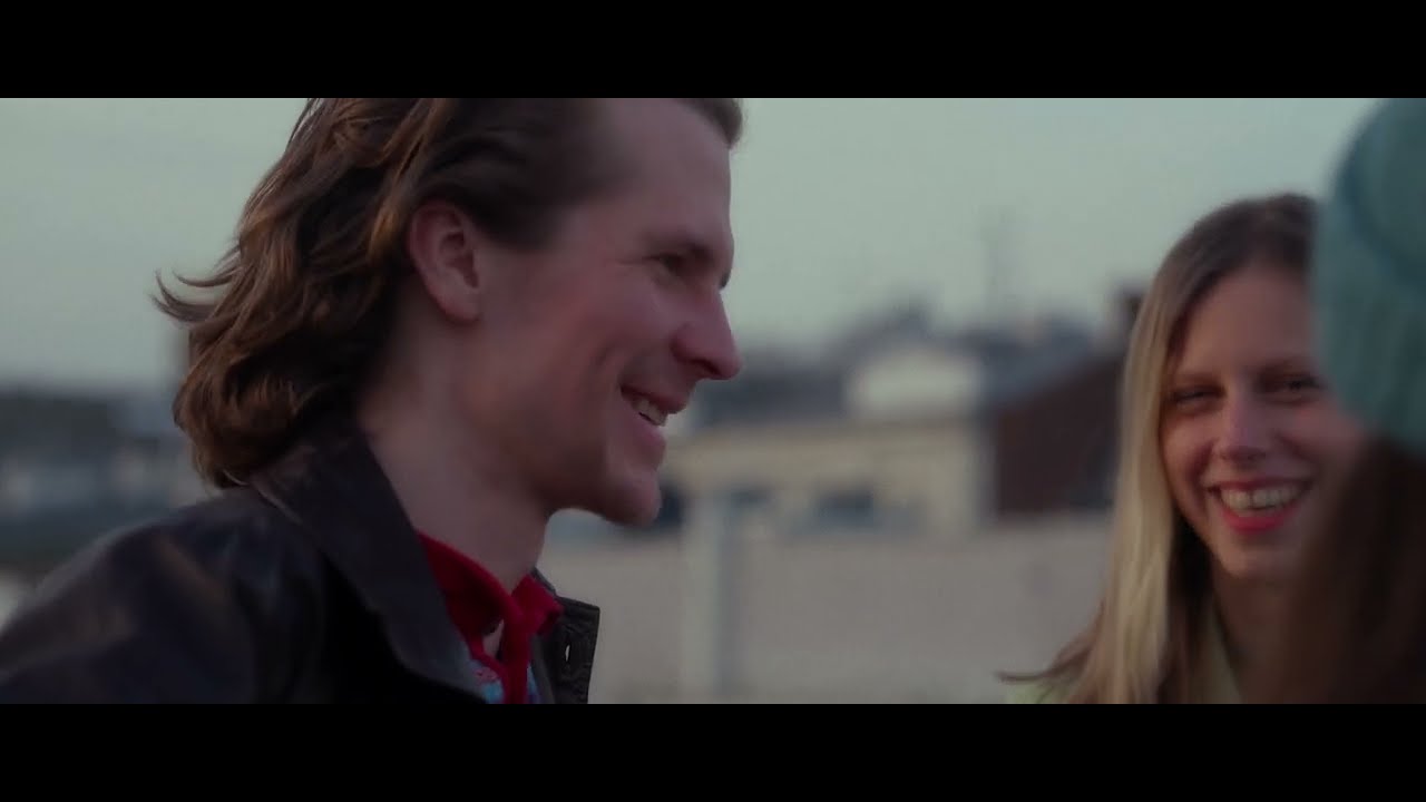 ŻAL - Urywki i fragmenty feat. Ala (Official Video)