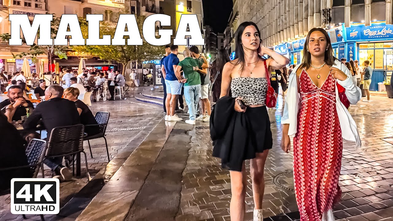 Busy Friday Night in Mаlaga | Central Old City Walk [Spain 4K 60FPS]