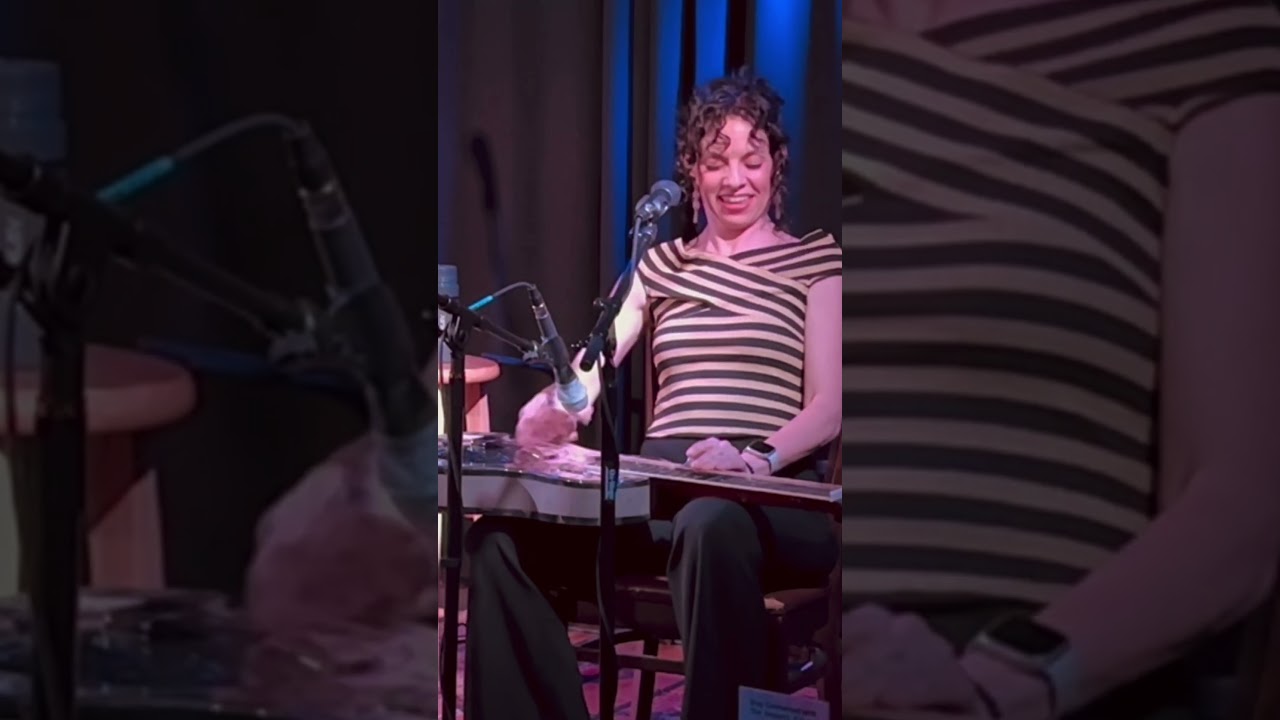 I love audiences that play along with me! Thanks Kennett Flash! See you again 5/10/25! #dobrosinger