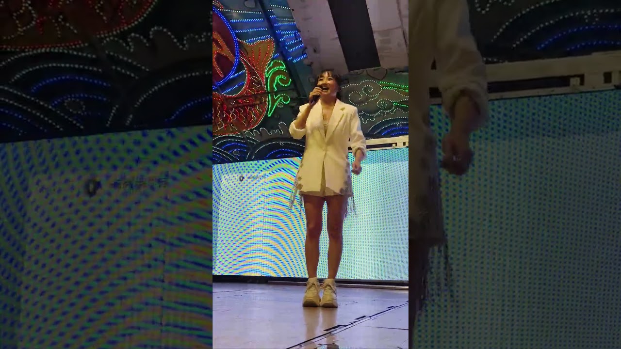 台南新和顺清慈宫玉皇宮大羅天大醮 沈雅雯演唱展笑容