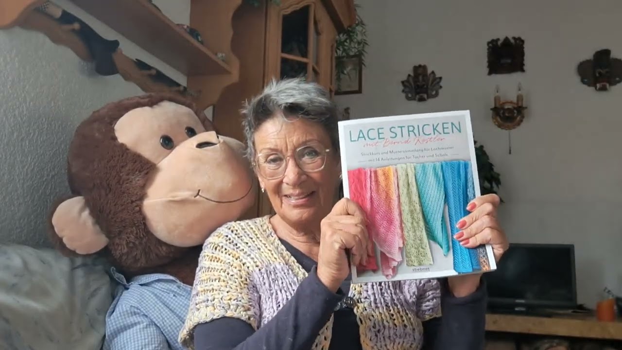 Maschenbilder 215 - heute nicht allein, viel Neues: u.a. Weste Mae und ein schönes Buch