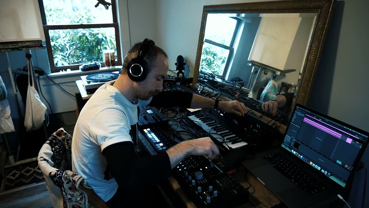 Following the leader | Digitakt, Digitone, Octatrack, Torso T-1, Minilogue XD, Model D, DX100