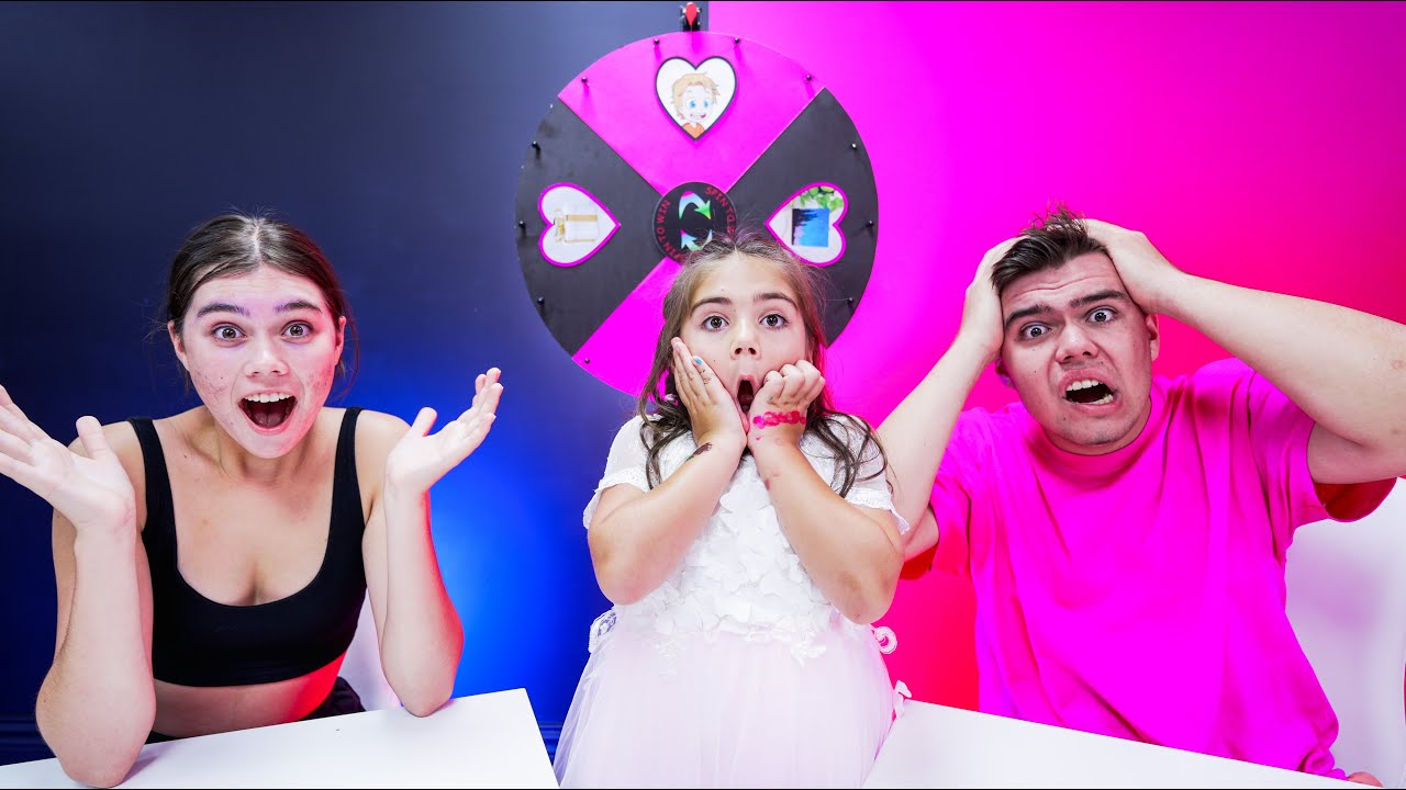 ¿Cuál Botón Liberará a Nastya y Artem del Cubo de Colores? ¡Cada Presión Trae una Sorpresa!