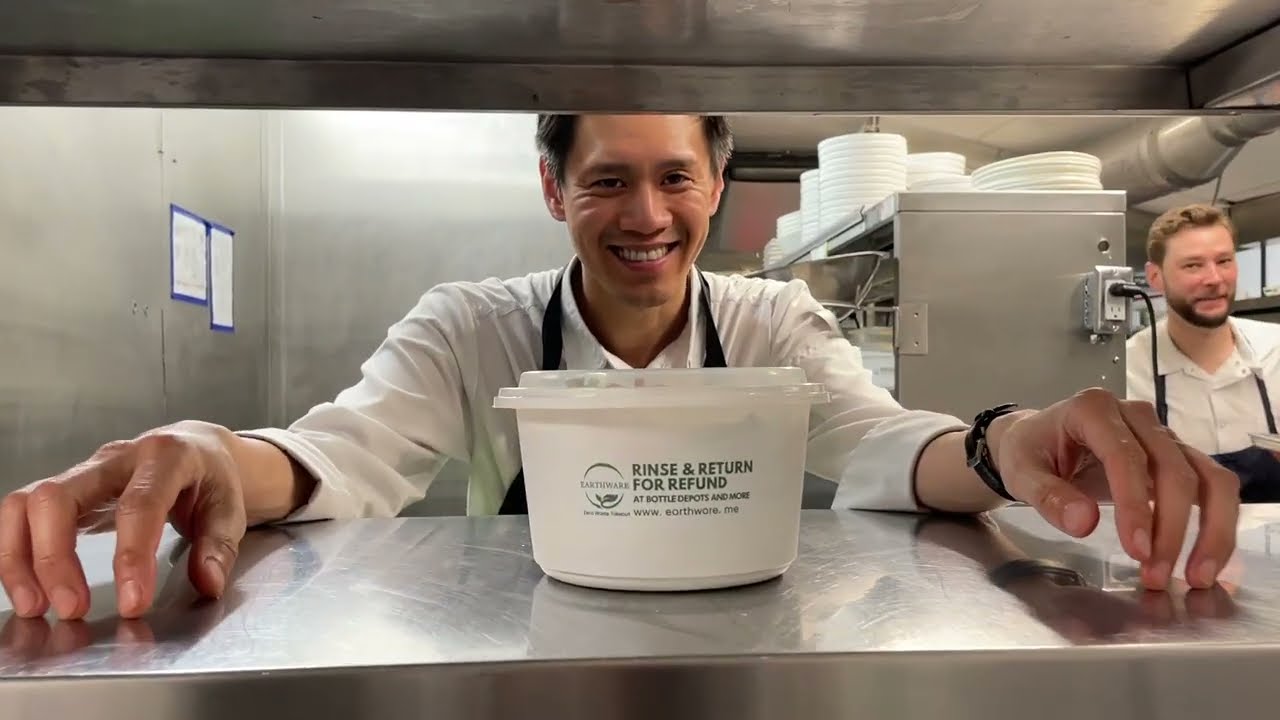 Smuggler's Goes With a Sustainable Takeout Container - Earthware
