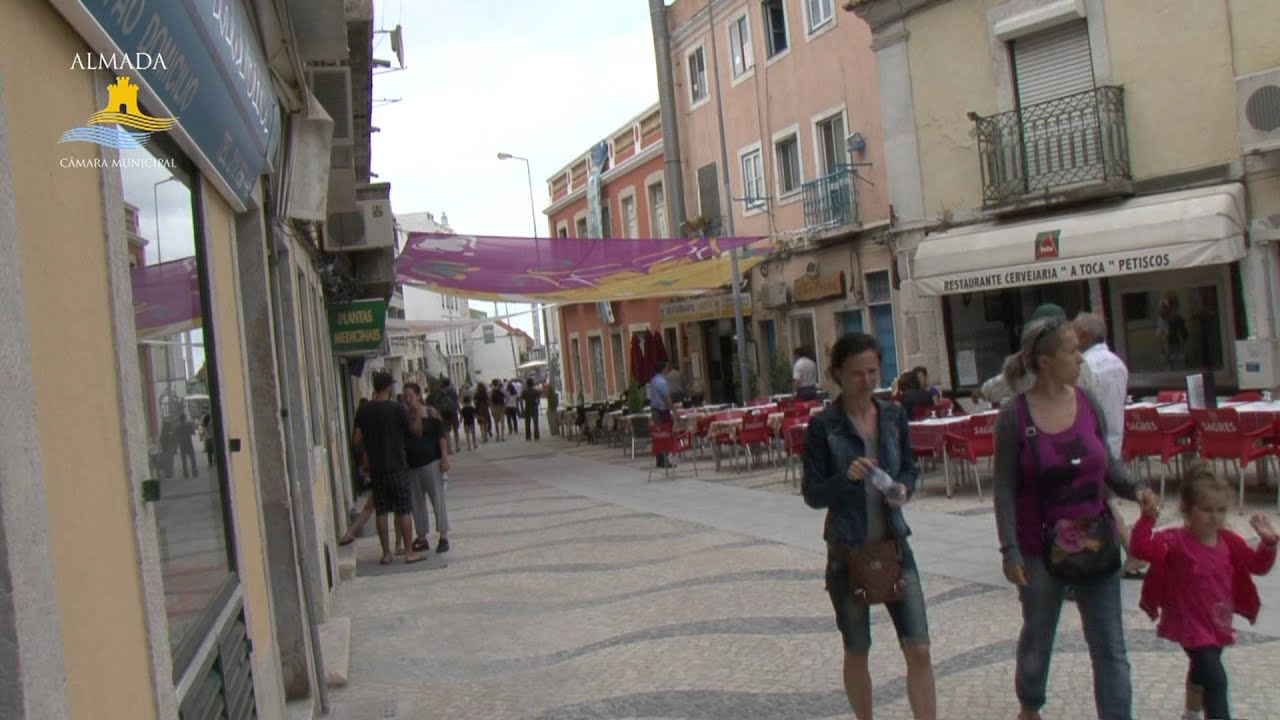 Inaugura&ccedil;&atilde;o da rua C&acirc;ndido dos Reis em Cacilhas