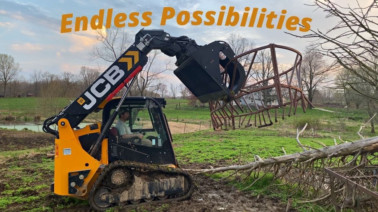 Grapple Bucket + Teleskid = Endless Possibilities