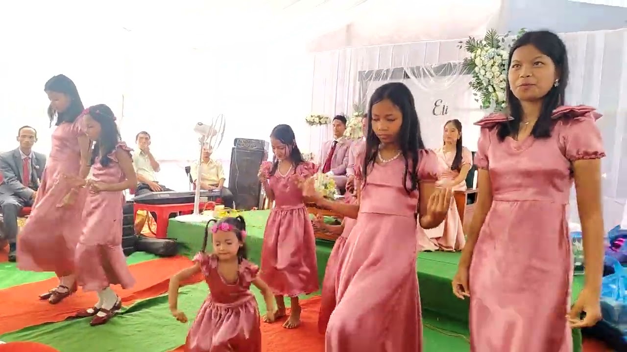 Dinaii & Friends Gospel dance