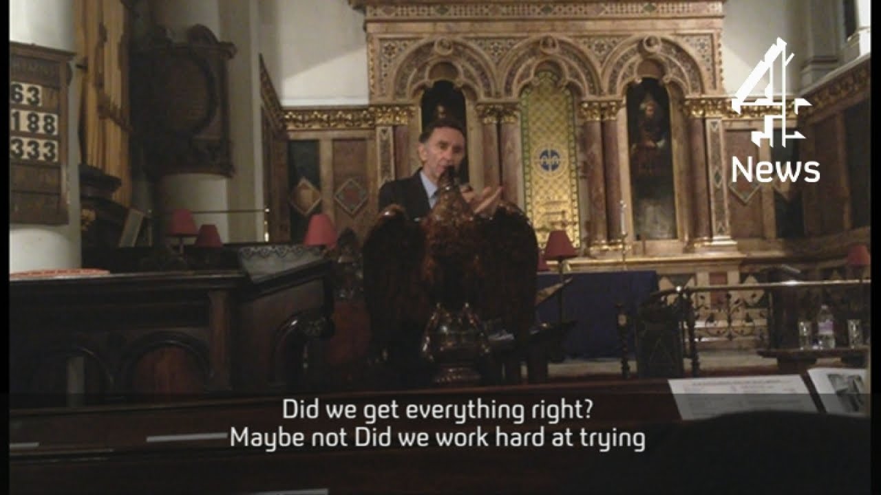 Former HSBC boss Lord Green confronted over tax scandal | Channel 4 News