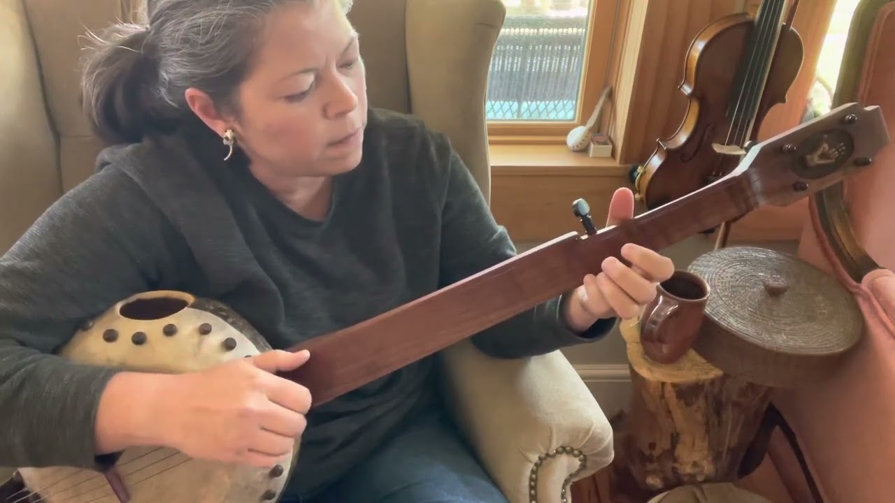The Possum Hand Gourd Banjo