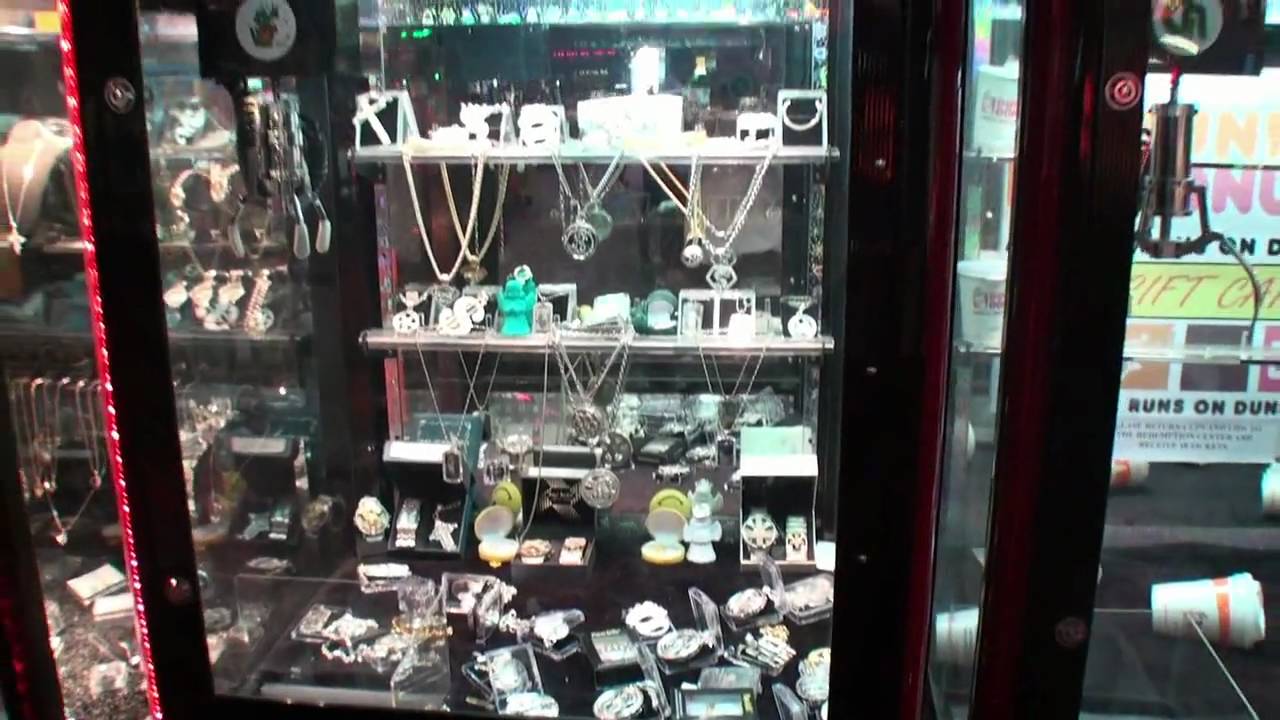 Bling King Crane Redemption Game - BMIGaming.com - Coastal Amusements