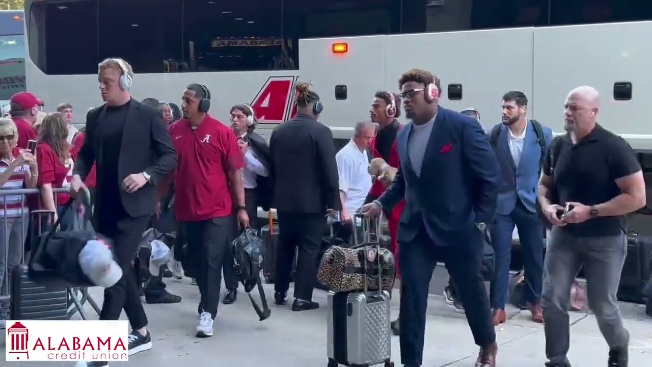 Alabama arrives at Sanford Stadium to face Georgia